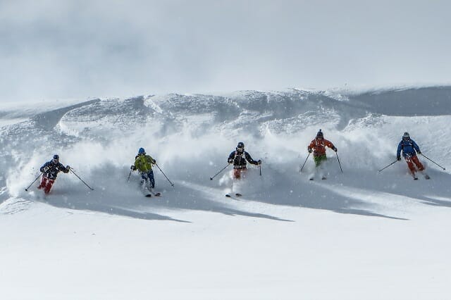 Endless Alpine Laps With Your Friends Means Exhausted Bodies. Solution? Hot Tub And Beers. | Photo Jun Yanagisawa